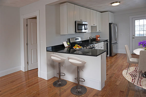 Kitchen and dining at 252 Ash